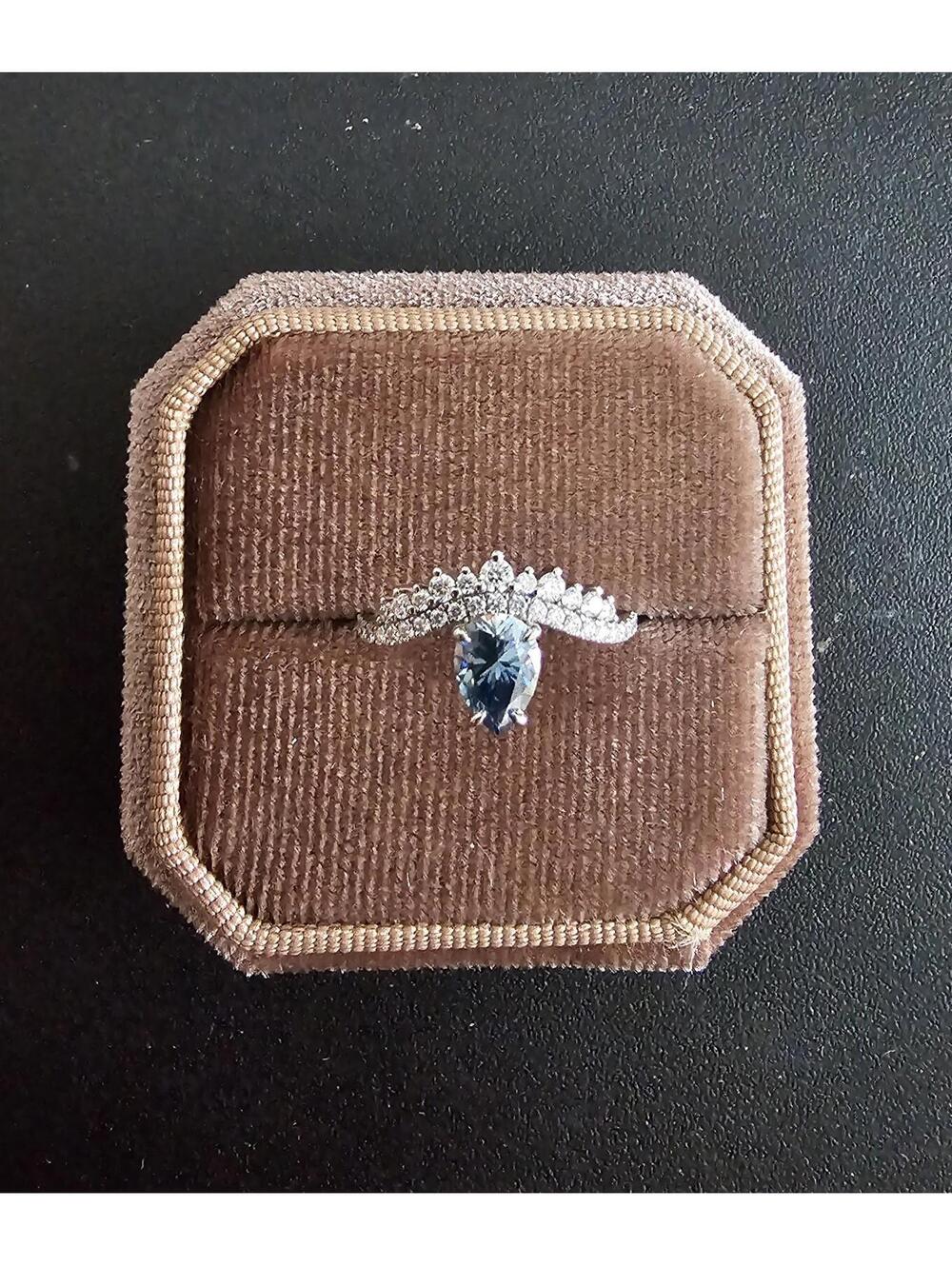 Beautiful 10k White Gold Blue Pear Cut Lab Created Moissanite Ring